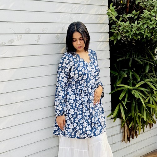 Premium Cotton Linen Chapa Fabric Kurti– Blue Mini Floral Print